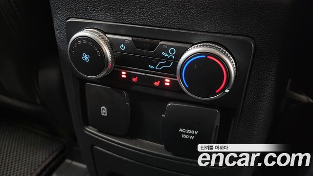 Ford Explorer 2022 — photo 18