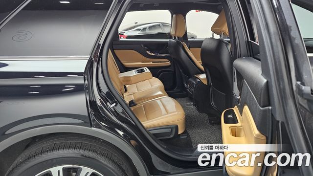 Lincoln Corsair 2021 — photo 17