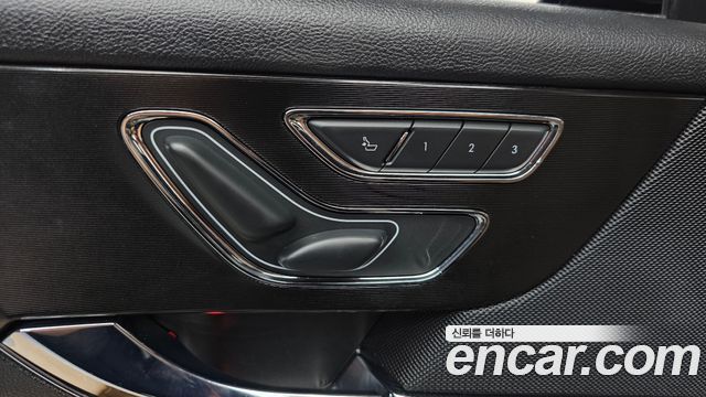 Lincoln Corsair 2021 — photo 30