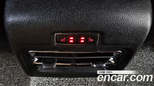 Lincoln Corsair 2021 — photo 35