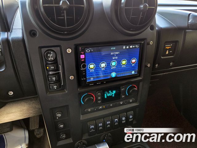 Hummer H2 2006 — photo 15