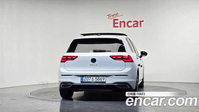 Volkswagen Golf 2024 — photo 4