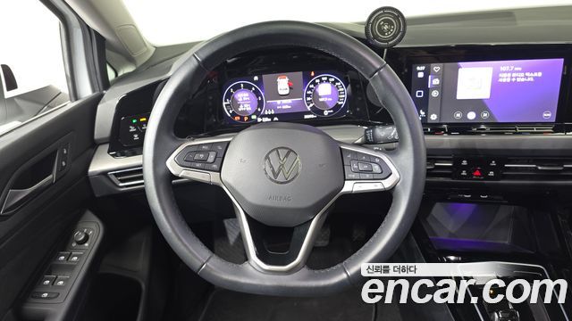 Volkswagen Golf 2024 — photo 19