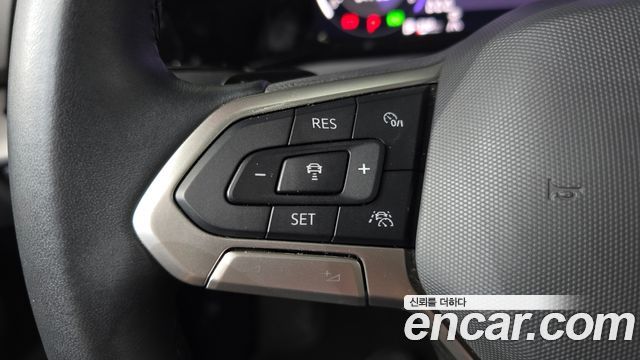 Volkswagen Golf 2024 — photo 22