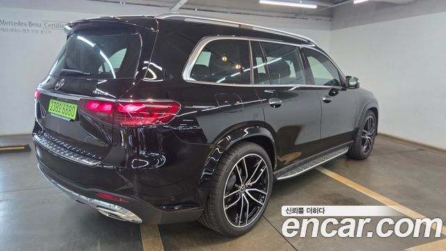 Mercedes-Benz GLS-Class 2025 — photo 2