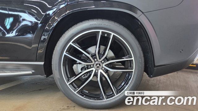 Mercedes-Benz GLS-Class 2025 — photo 5