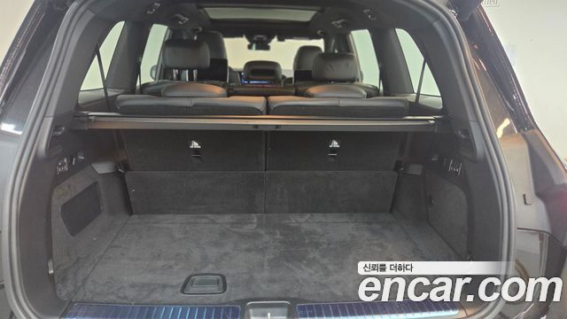 Mercedes-Benz GLS-Class 2025 — photo 19