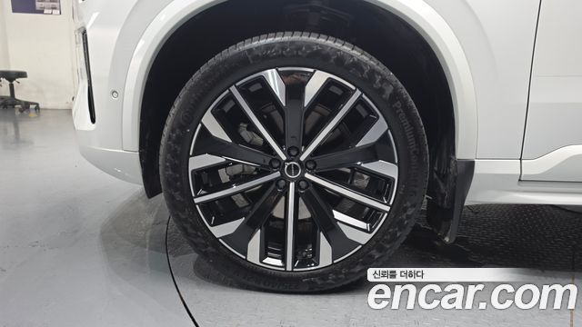 Volvo XC90 2026 — photo 5