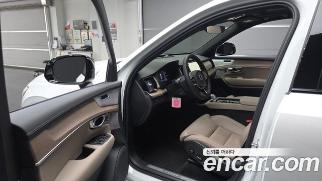 Volvo XC90 2026 — photo 13