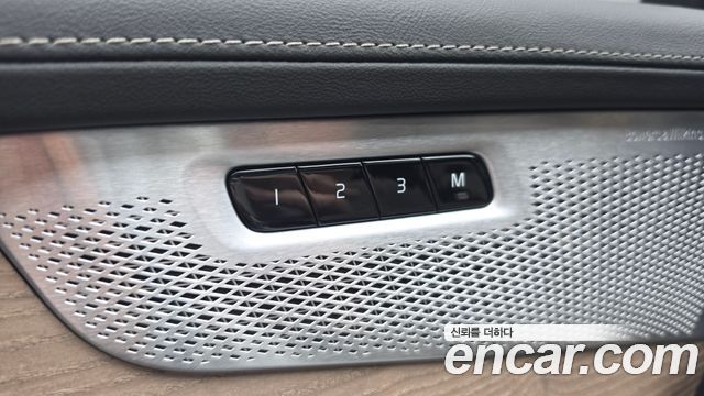 Volvo XC90 2026 — photo 30