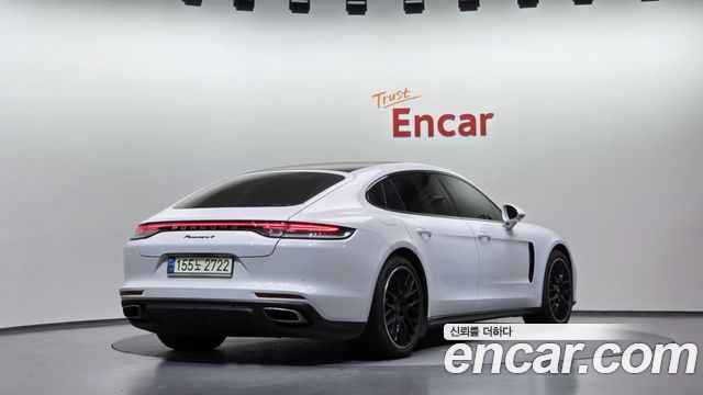 Porsche Panamera 2021 — photo 2