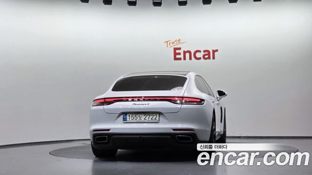 Porsche Panamera 2021 — photo 4