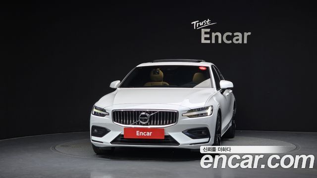 Volvo S60 2021 — photo 3
