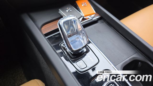 Volvo S60 2021 — photo 9