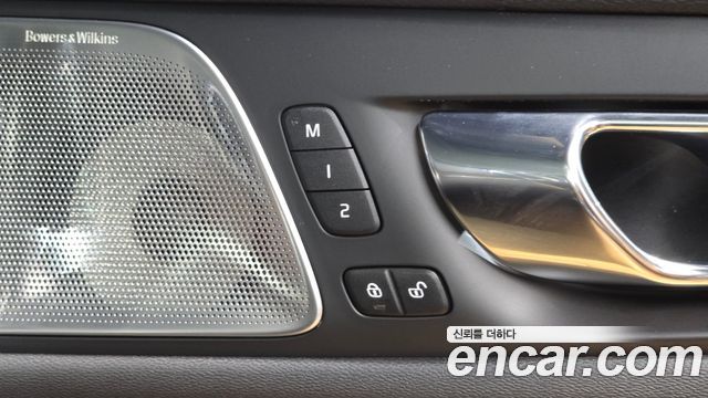 Volvo S60 2021 — photo 15