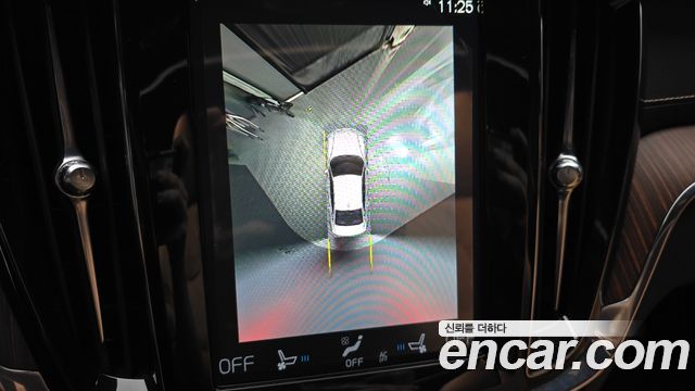 Volvo S60 2021 — photo 17