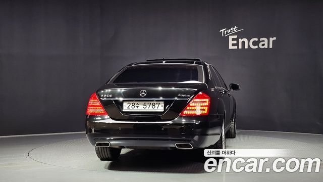 Mercedes-Benz S-Class 2010 — photo 4