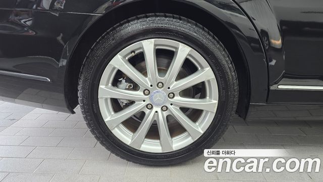 Mercedes-Benz S-Class 2010 — photo 5