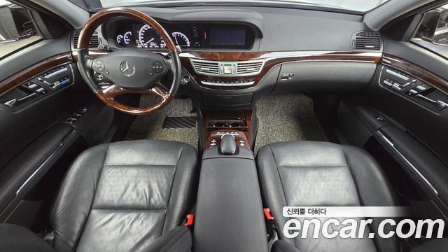 Mercedes-Benz S-Class 2010 — photo 7