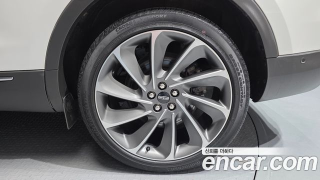 Lincoln Nautilus 2022 — photo 7