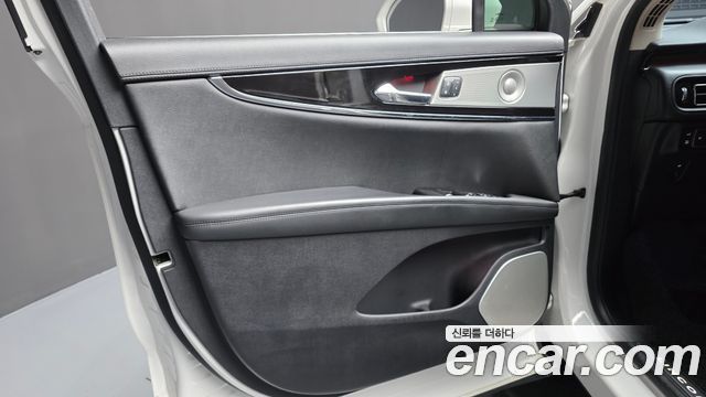 Lincoln Nautilus 2022 — photo 14