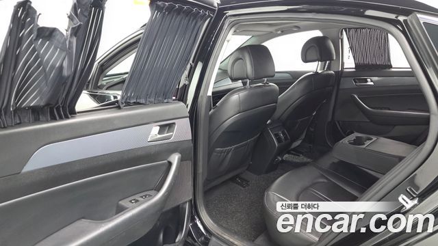 Hyundai Sonata 2015 — photo 16