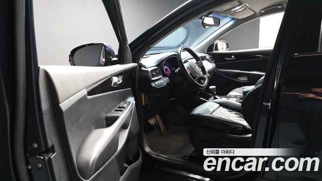 Kia Sorento 2019 — photo 13