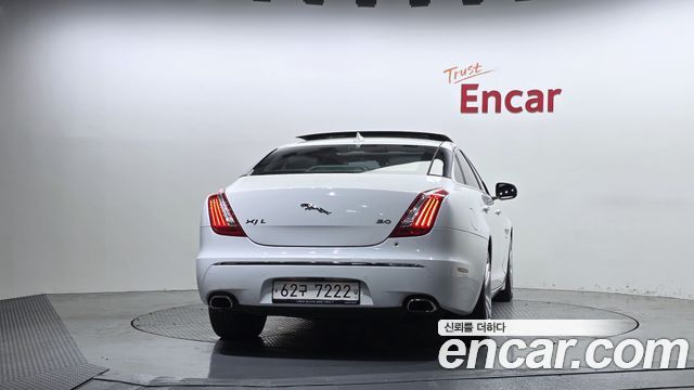 Jaguar XJ 2013 — photo 4