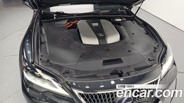 Lexus LS 2021 — photo 6