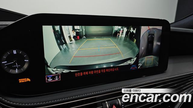 Lexus LS 2021 — photo 15