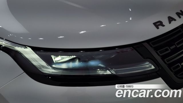 Land Rover Range Rover Velar 2025 — photo 8