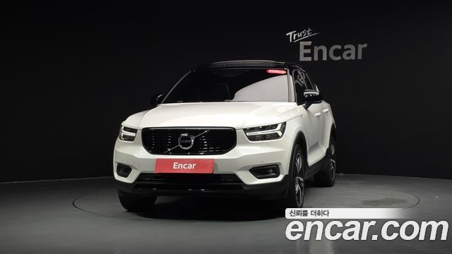 Volvo XC40 2019 — photo 3