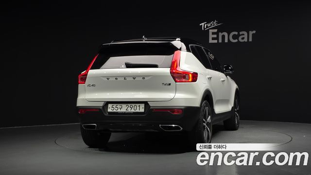 Volvo XC40 2019 — photo 4