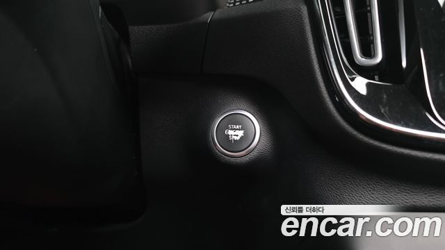 Volvo XC40 2019 — photo 30