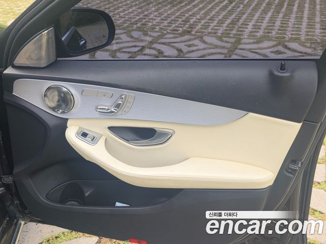 Mercedes-Benz C-Class 2016 — photo 9