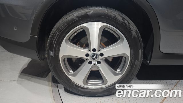 Mercedes-Benz GLC-Class 2019 — photo 5