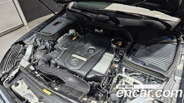 Mercedes-Benz GLC-Class 2019 — photo 6