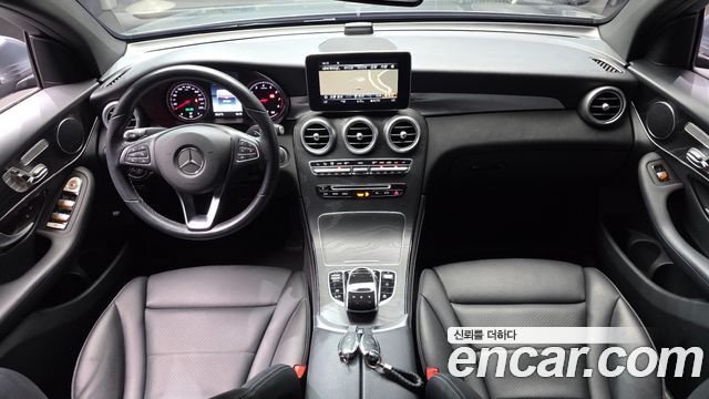 Mercedes-Benz GLC-Class 2019 — photo 10