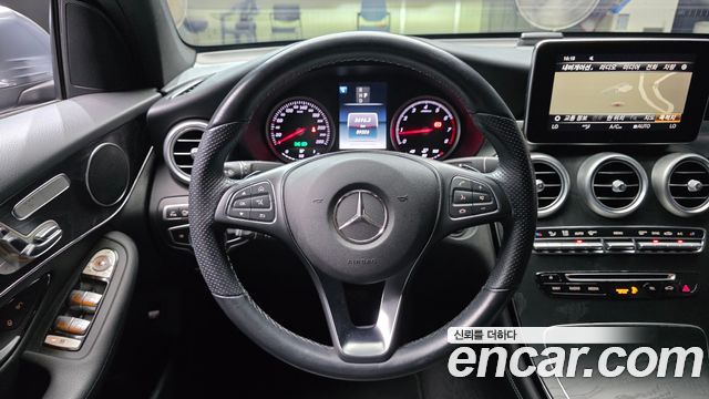 Mercedes-Benz GLC-Class 2019 — photo 19