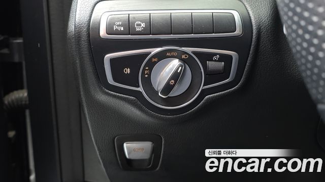 Mercedes-Benz GLC-Class 2019 — photo 25