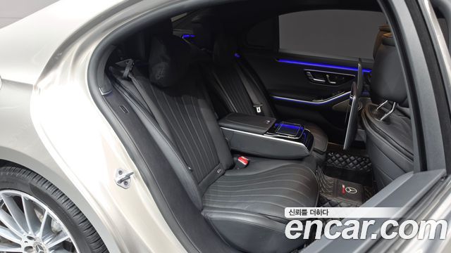 Mercedes-Benz S-Class 2022 — photo 11