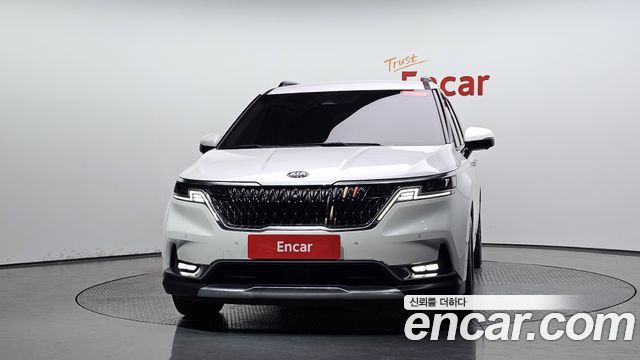 Kia Canival 2021 — photo 3