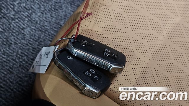Kia Canival 2021 — photo 25