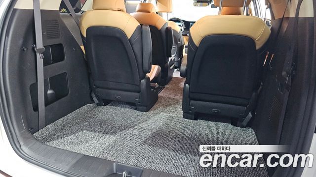 Kia Canival 2021 — photo 27
