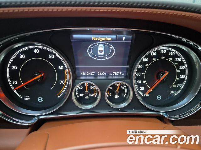 Bentley Continental 2016 — photo 9