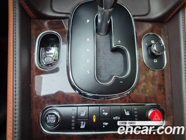 Bentley Continental 2016 — photo 12
