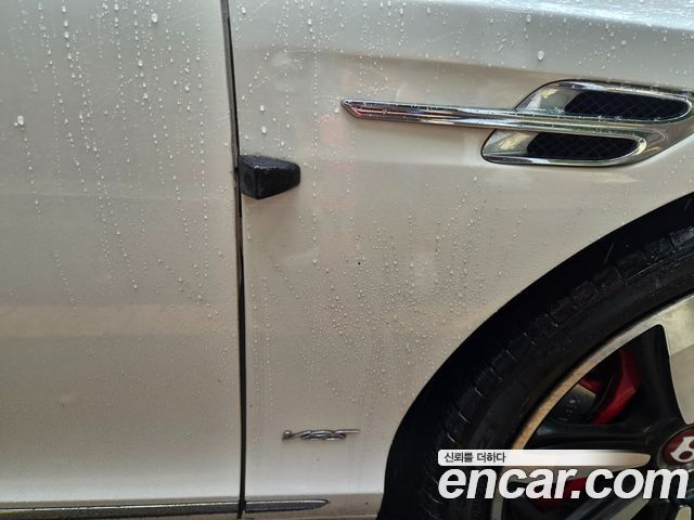 Bentley Continental 2016 — photo 19