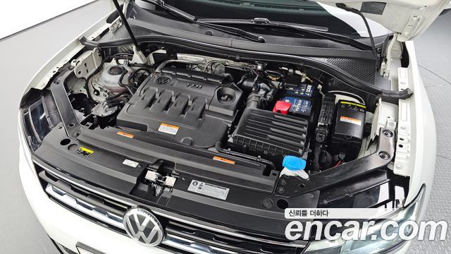 Volkswagen Tiguan 2018 — photo 6
