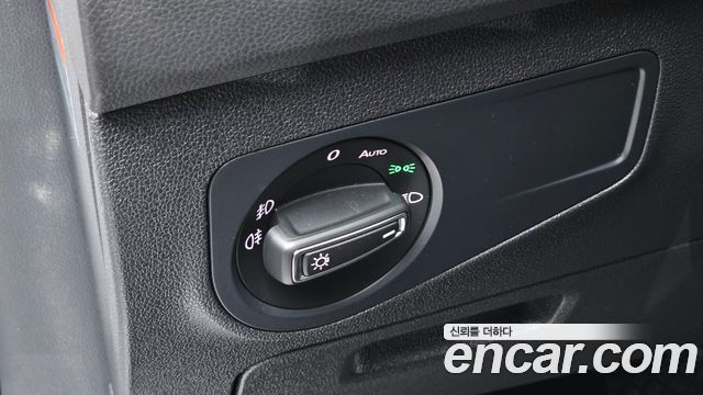 Volkswagen Tiguan 2018 — photo 20