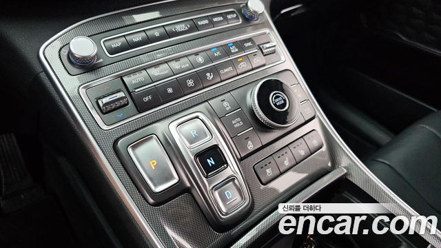Hyundai Santafe 2022 — photo 12